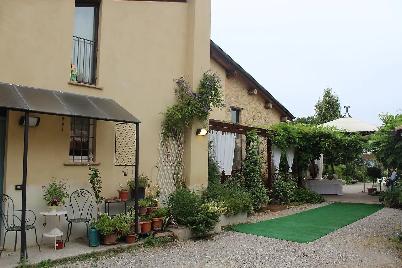 Farm stay Agriturismo Il Gelso Villa Traversetolo Italy